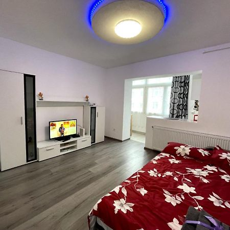 Julia Apartament Zalău Екстериор снимка