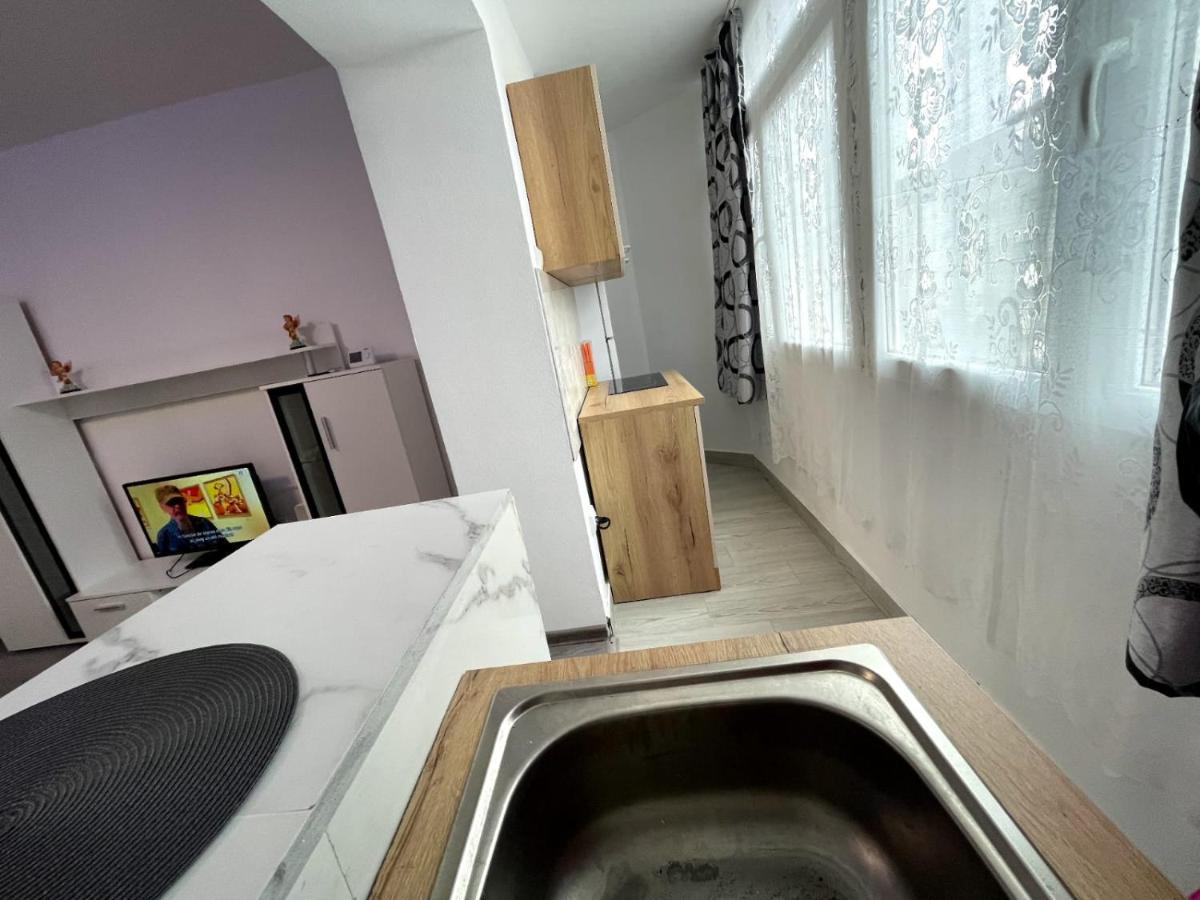 Julia Apartament Zalău Екстериор снимка
